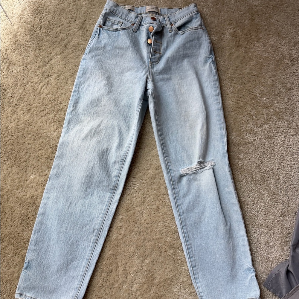 Universal Thread Light Blue Straight Leg Jeans